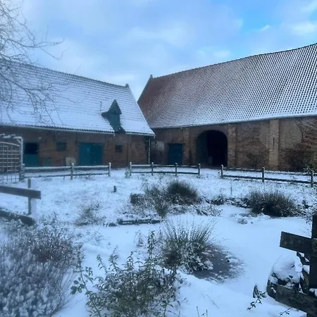 Le Meulen Veld Dans Un Corps De Ferme Historique Morbecque